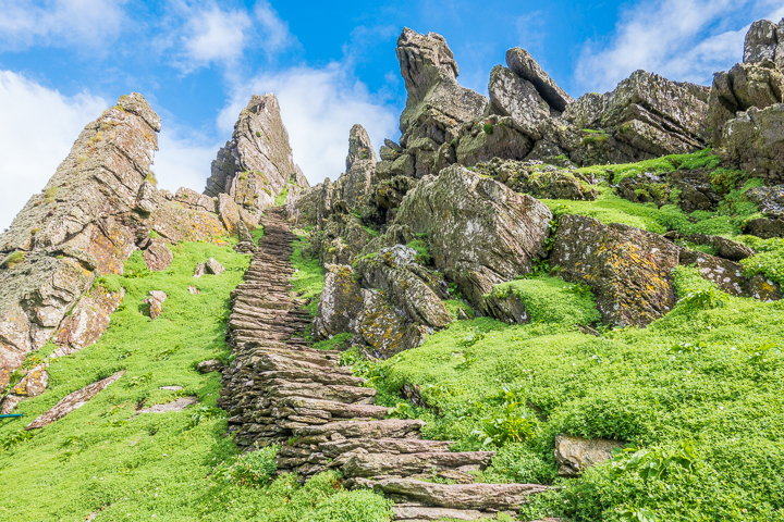 skellig-michael-star-wars-force-awakens-luke-island