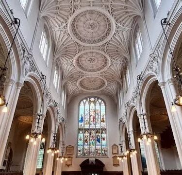 st mary aldermary London's most beautiful cafe